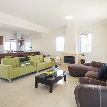 Villa “villa With Private Swimming Pool” Protaras 57 *