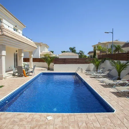 “villa With Private Swimming Pool” Protaras 57