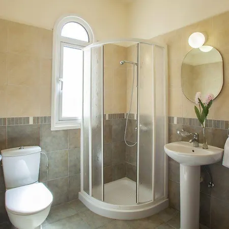 “villa With Private Swimming Pool” Protaras 57 Villa Paralimni